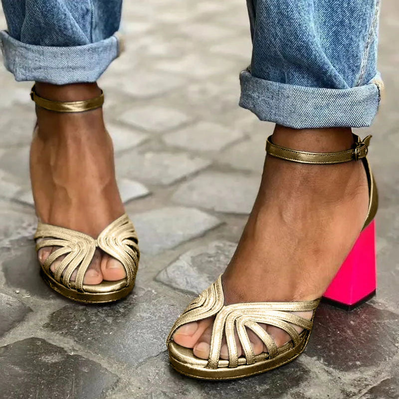 ALLEGRA™ | CLASSIC SANDALS WITH GOLDEN STRAP