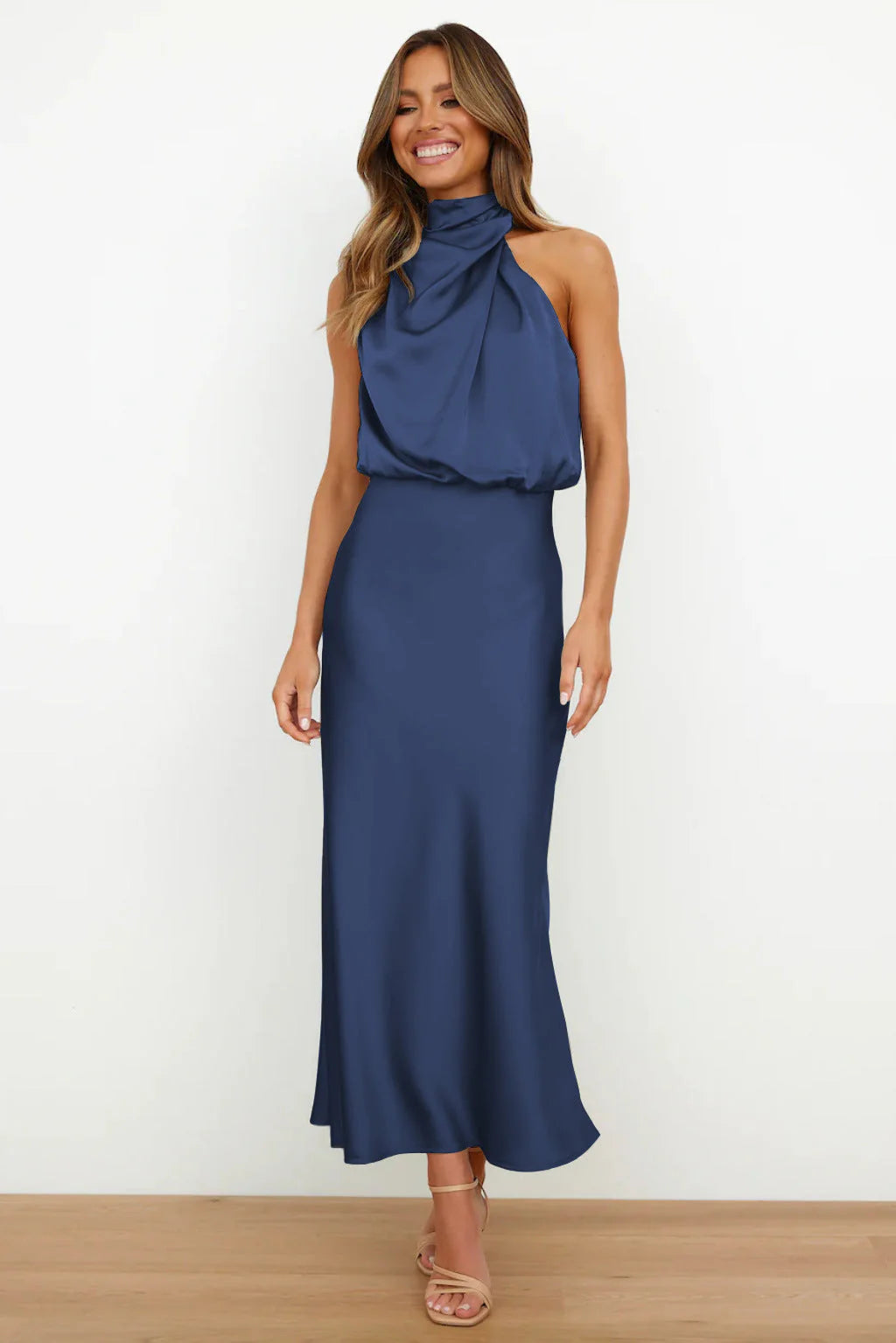 LYDIA™ | LONG HALTERNECK DRESS