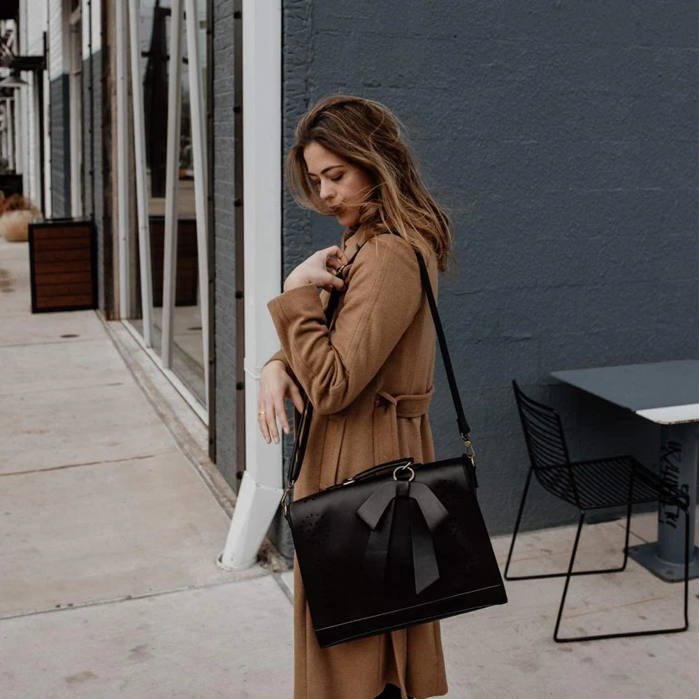 BERNADETTE™ | SHOULDER BACKPACK WITH BOWS